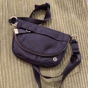 Lululemon All Night Festival Bag Micro 2L